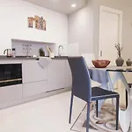 아파트 Luxury
